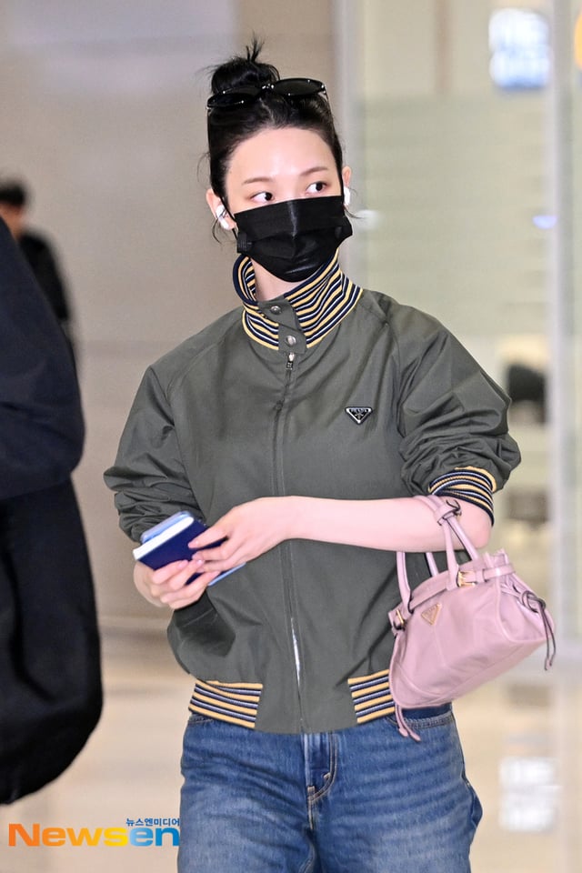 260228 Karina arrives at ICN airport from Milan (Press Photos)