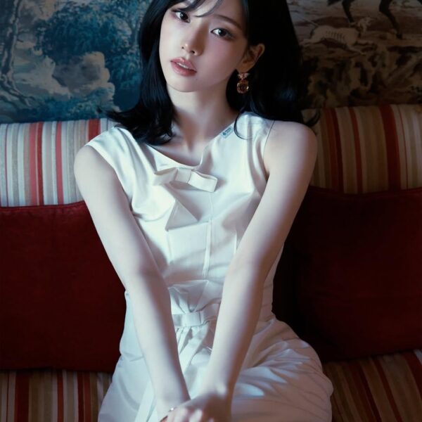 260227 Karina for VOGUE KOREA x PRADA FW26 Fashion Show