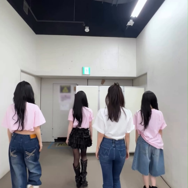 260201 Red Velvet TikTok Update with Karina & Winter - Do it do it Chu~♡ (with Irene & Seulgi)