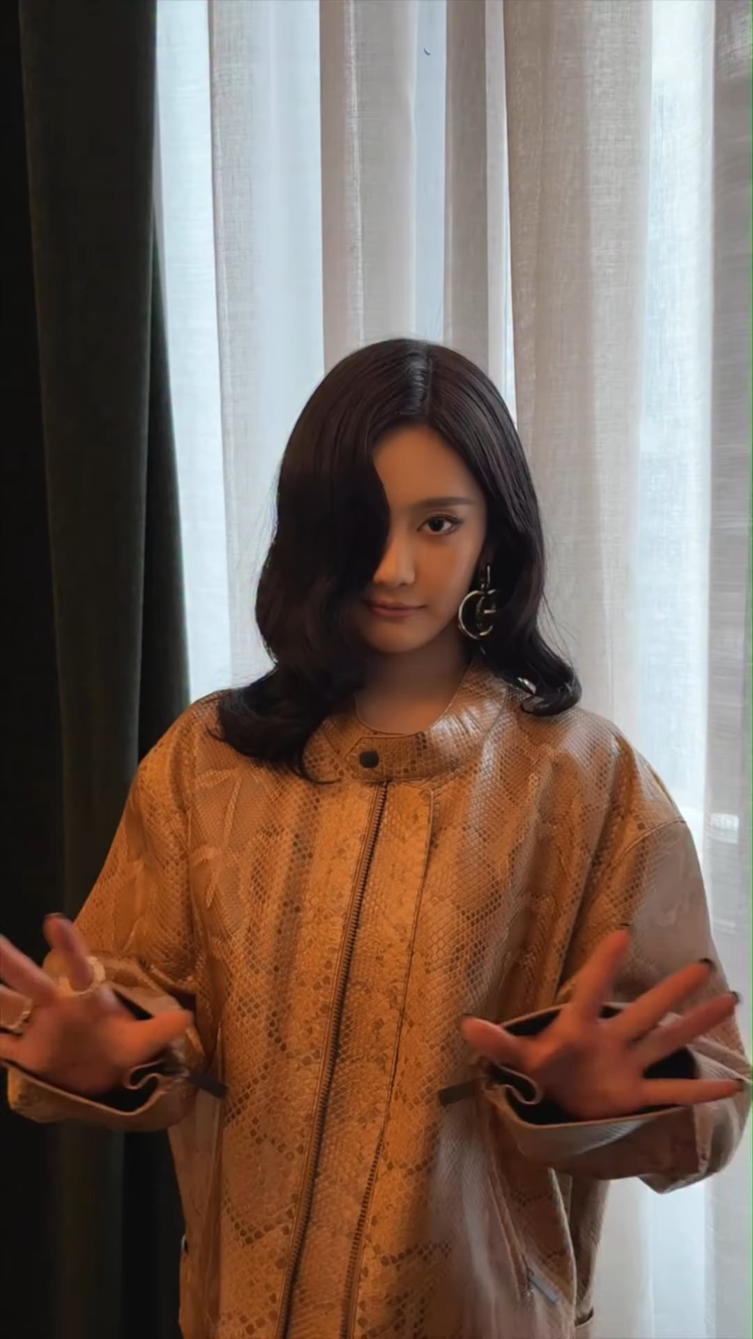 250228 aespa TikTok Update with Ningning - NINGNING at Gucci