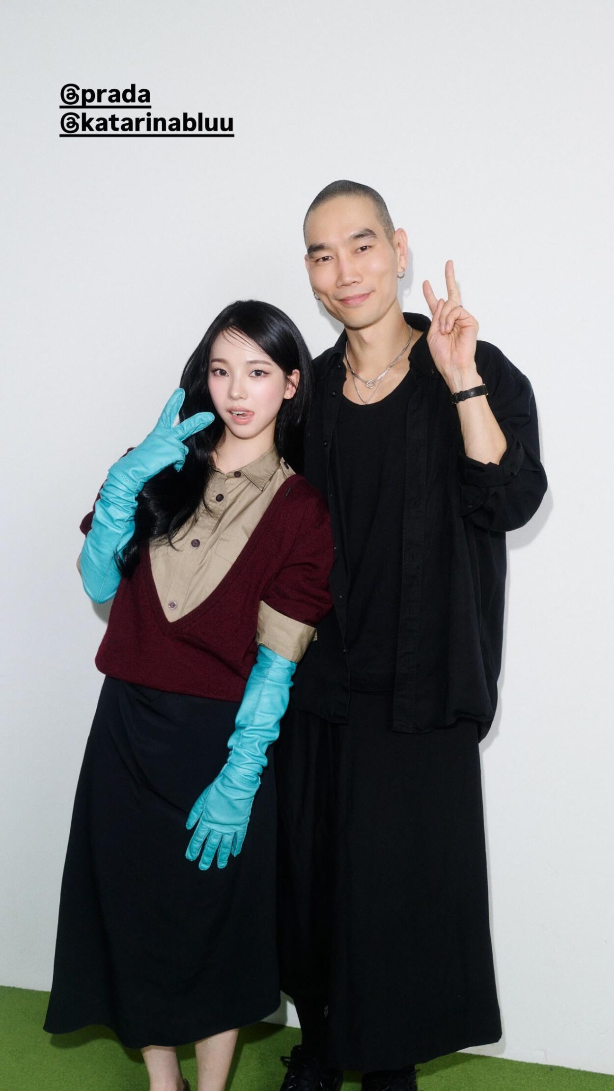 260225 Photographer Peter Ash Lee Instagram Story Update with Karina