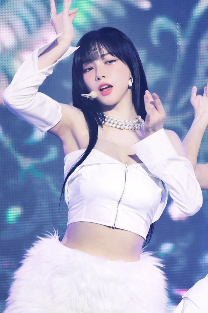 231210 Karina
