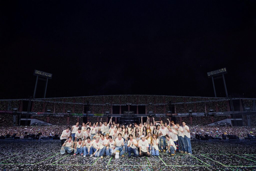 260215 SMTOWN Twitter Update with aespa - SMTOWN LIVE 2025-26: THE CULTURE, THE FUTURE in BANGKOK