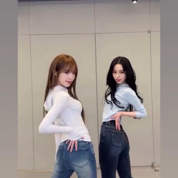 260314 Karina Instagram Story Update with Yena