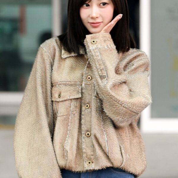 260305 Giselle departs for Paris to attend LOEWE FW26 Fashion Show (Press Photos)