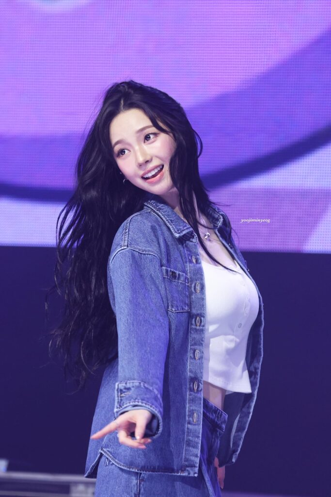 260324 Karina