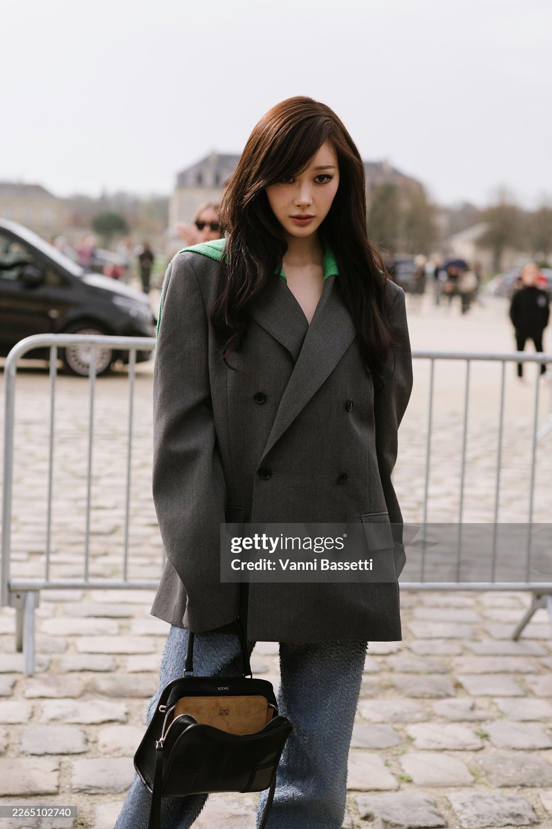 260306 Giselle at LOEWE FW26 Show, Paris Fashion Week (Getty Images)
