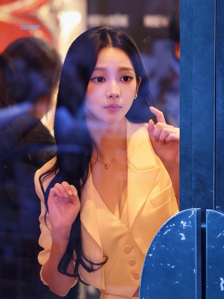 260219 Karina