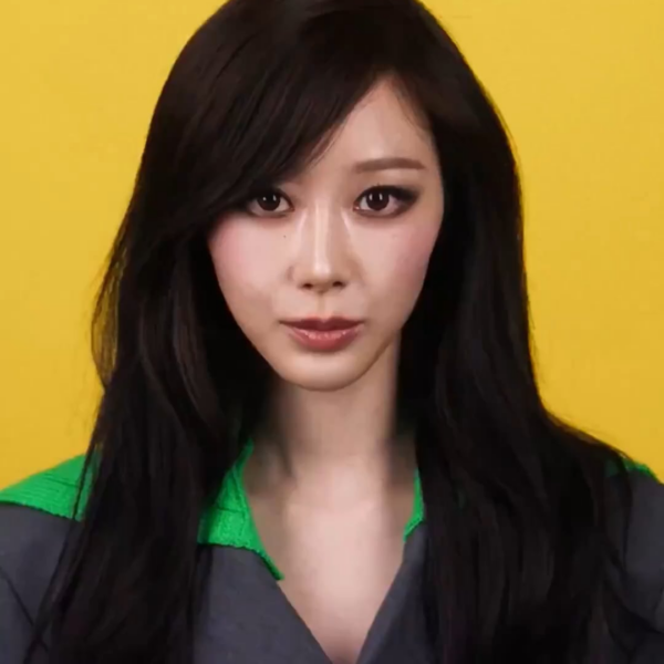 260308 LOEWE Instagram Update with Giselle