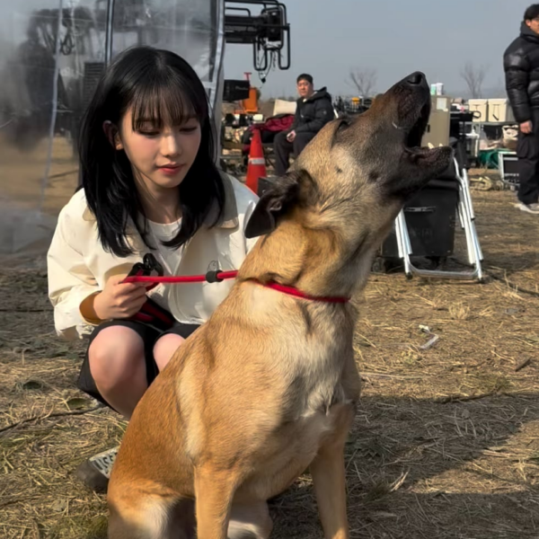 260313 nois.e_teri Instagram Update with Karina