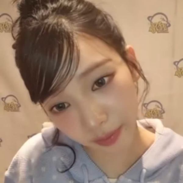 260310 Karina shares she will be singing songs from multiple countries at her birthday party and she is learning how to drive these days