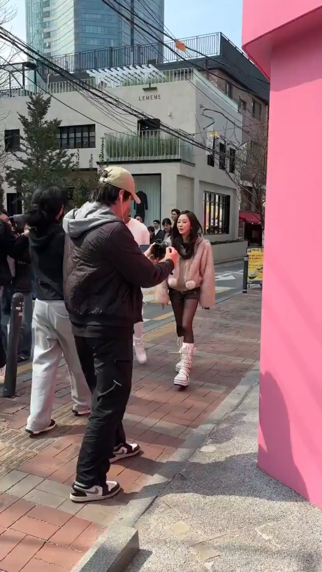 260324 Giselle was spotted filming a content with Choo Sunghoon