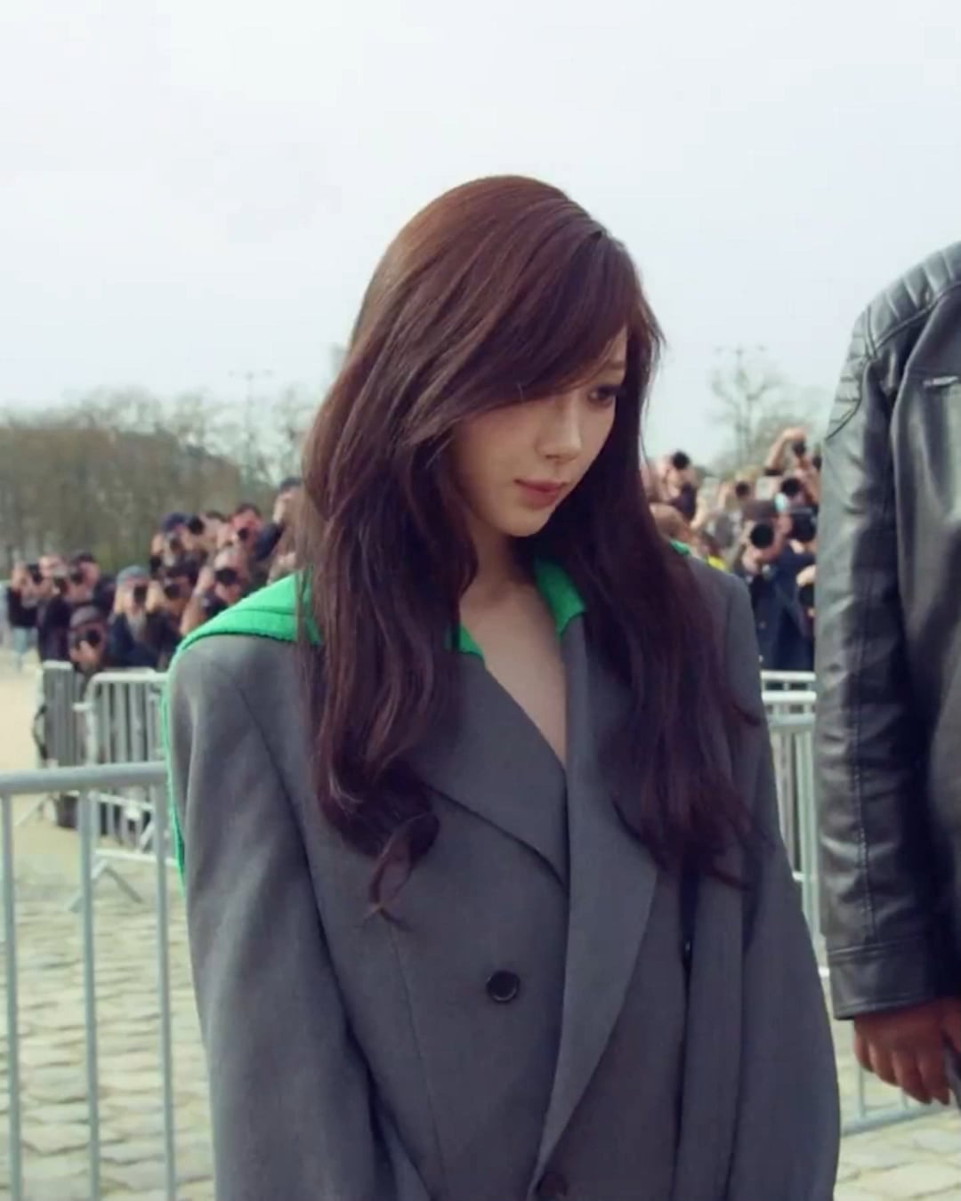 260307 LOEWE Twitter Update with Giselle - Guests at the LOEWE FW26 show by Jack McCollough & Lazaro Hernandez