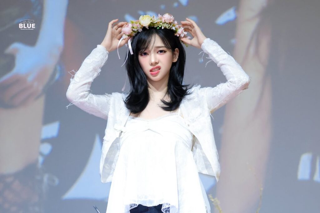 260322 Karina