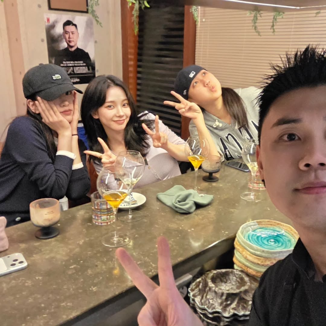 260312 Chef Napolimatfia Instagram Update with Karina, IVE Yujin & Lee Youngji