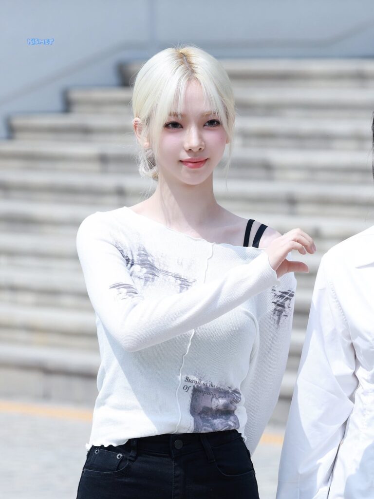 230510 Karina