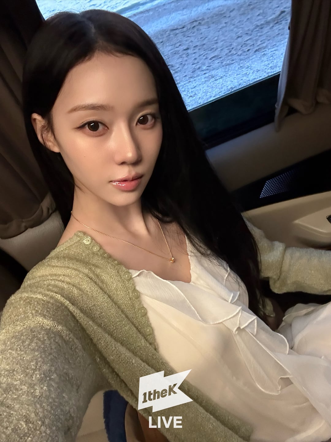 260328 1theK Instagram Update with Winter - Beyond the Studio Behind Photos