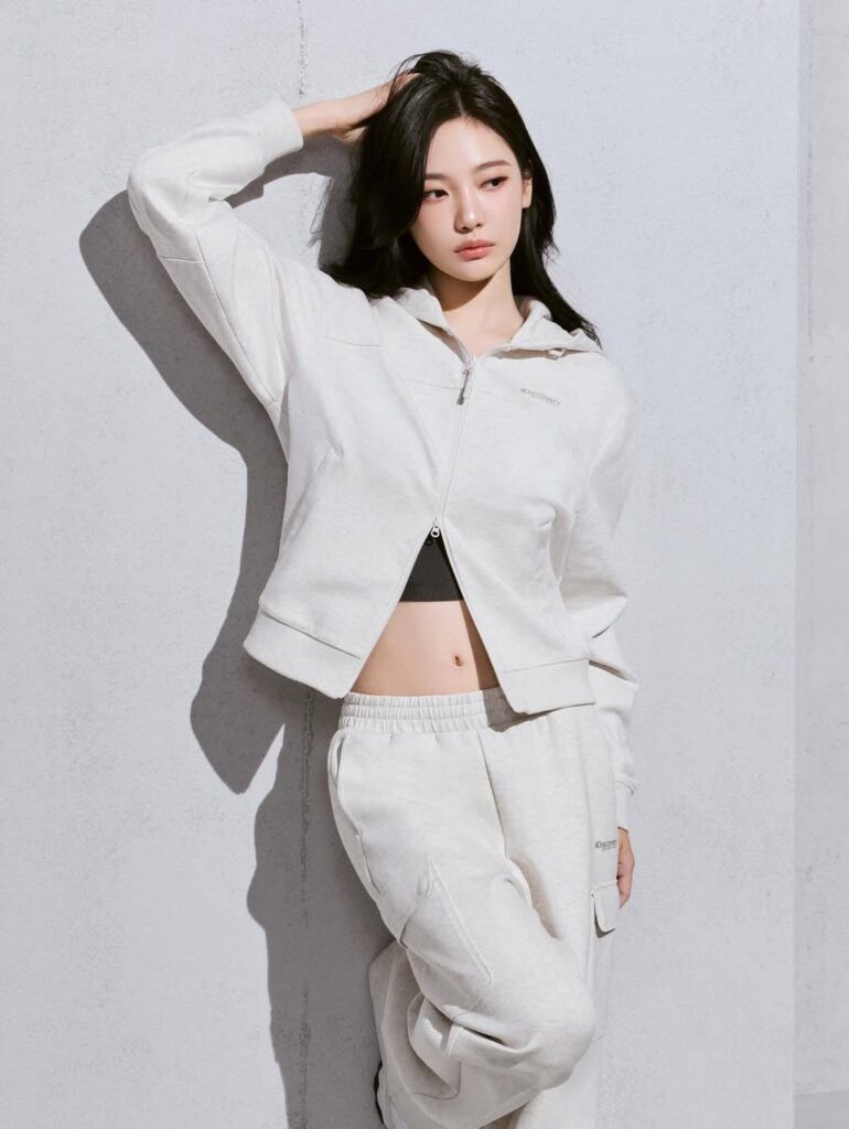 260326 Ningning for Discovery Expedition SS26 Collection 4