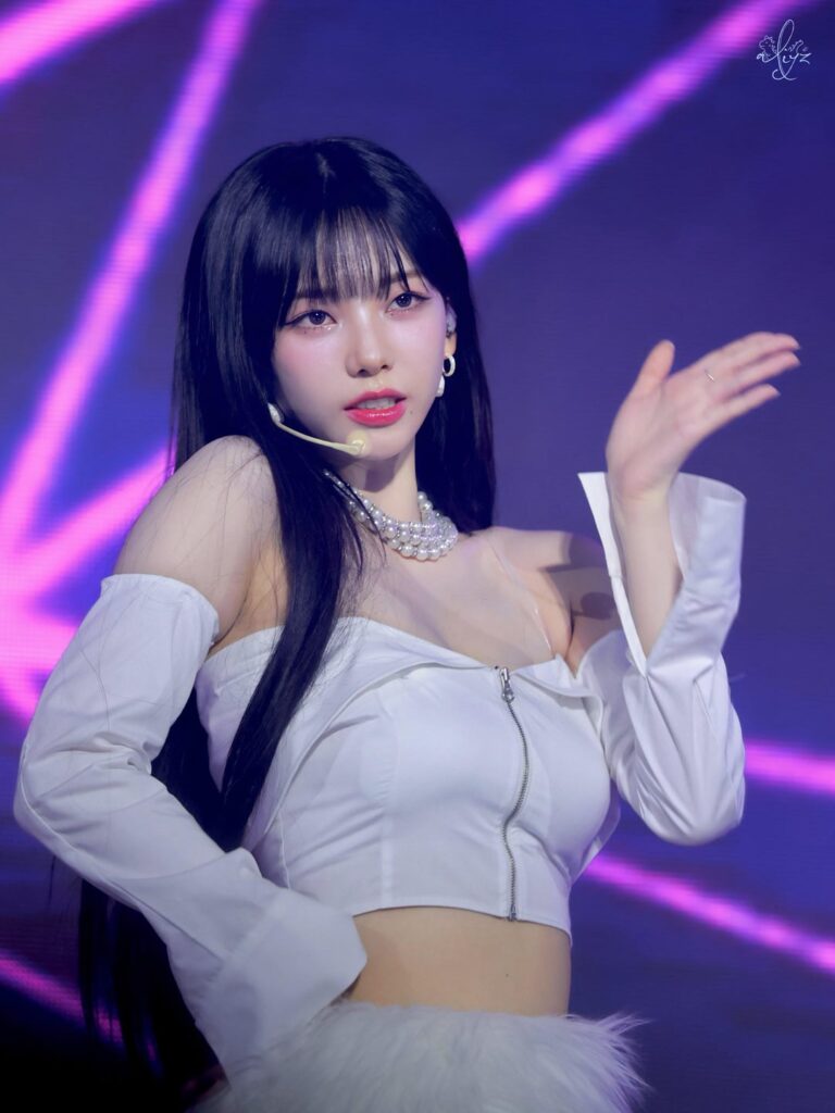 231210 Karina