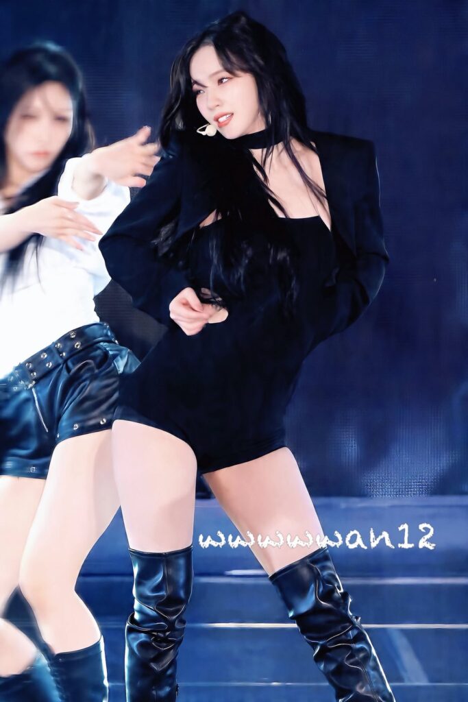 260411 Karina