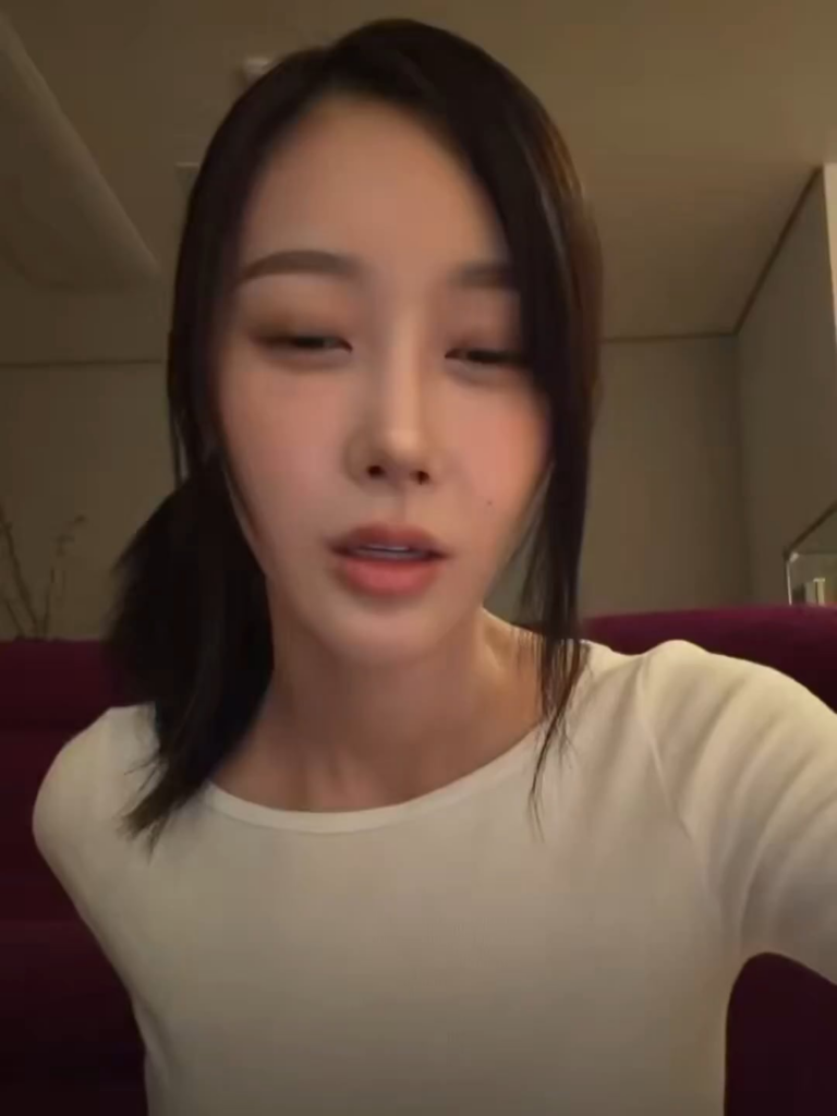 260407 Giselle teases aespa's upcoming album and content: "When life gives you lemons, what do you make? You make lemonade."