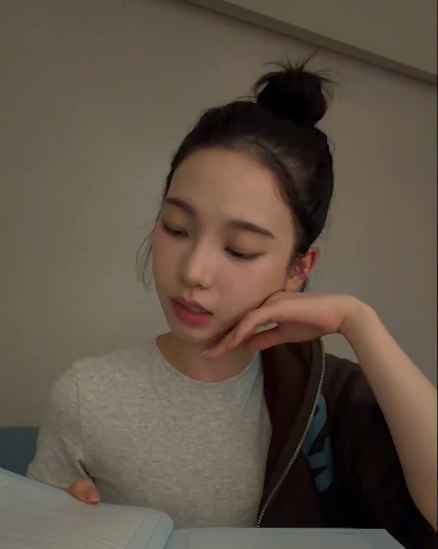 260418 Karina on her solo debut: "You all are really looking forward to my solo, huh?  But I still think aespa is more important so-"