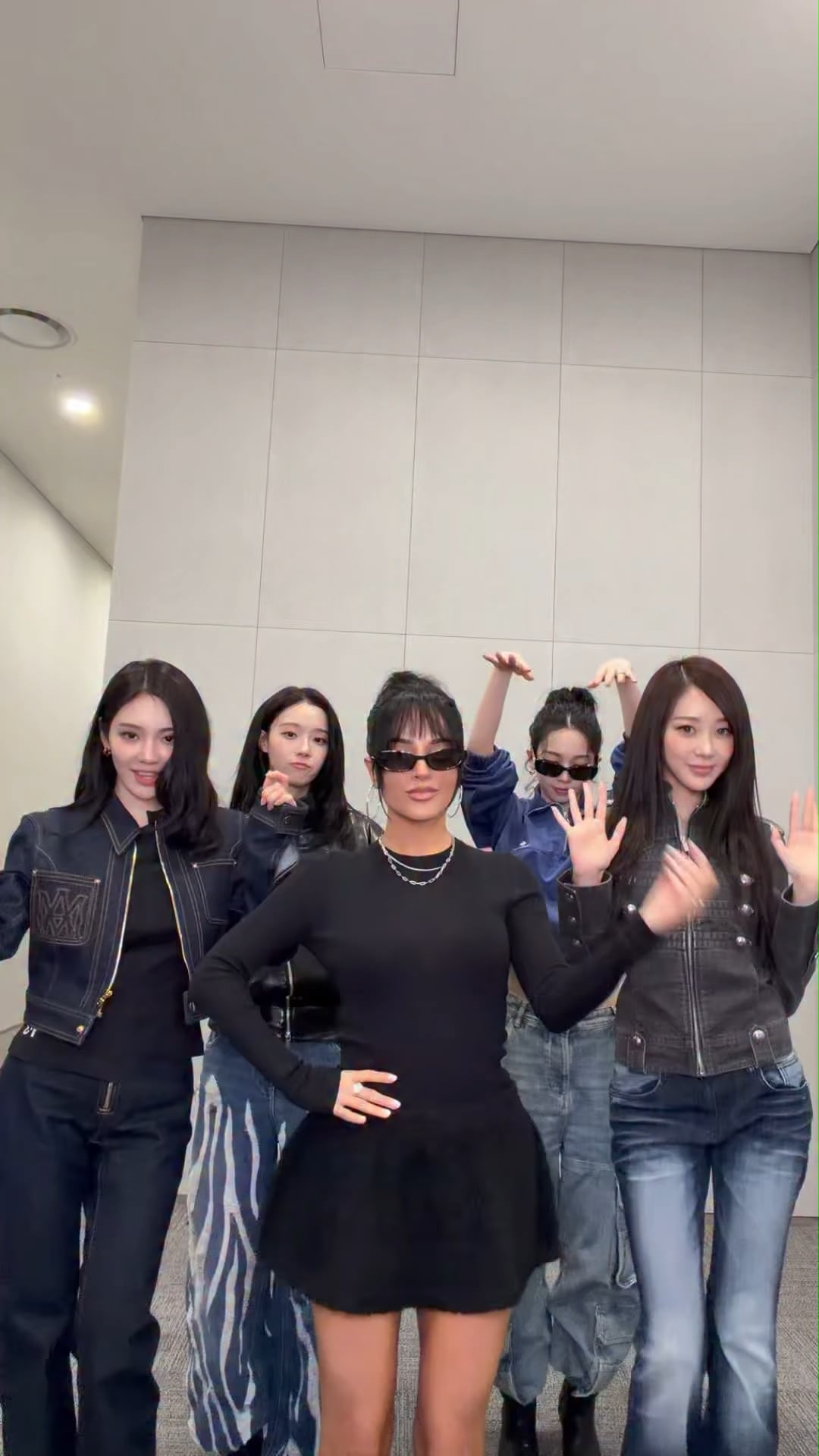 260418 Becky G Instagram Reels Update with aespa - Mamacitas tan sexyyy 💋❤️‍🔥