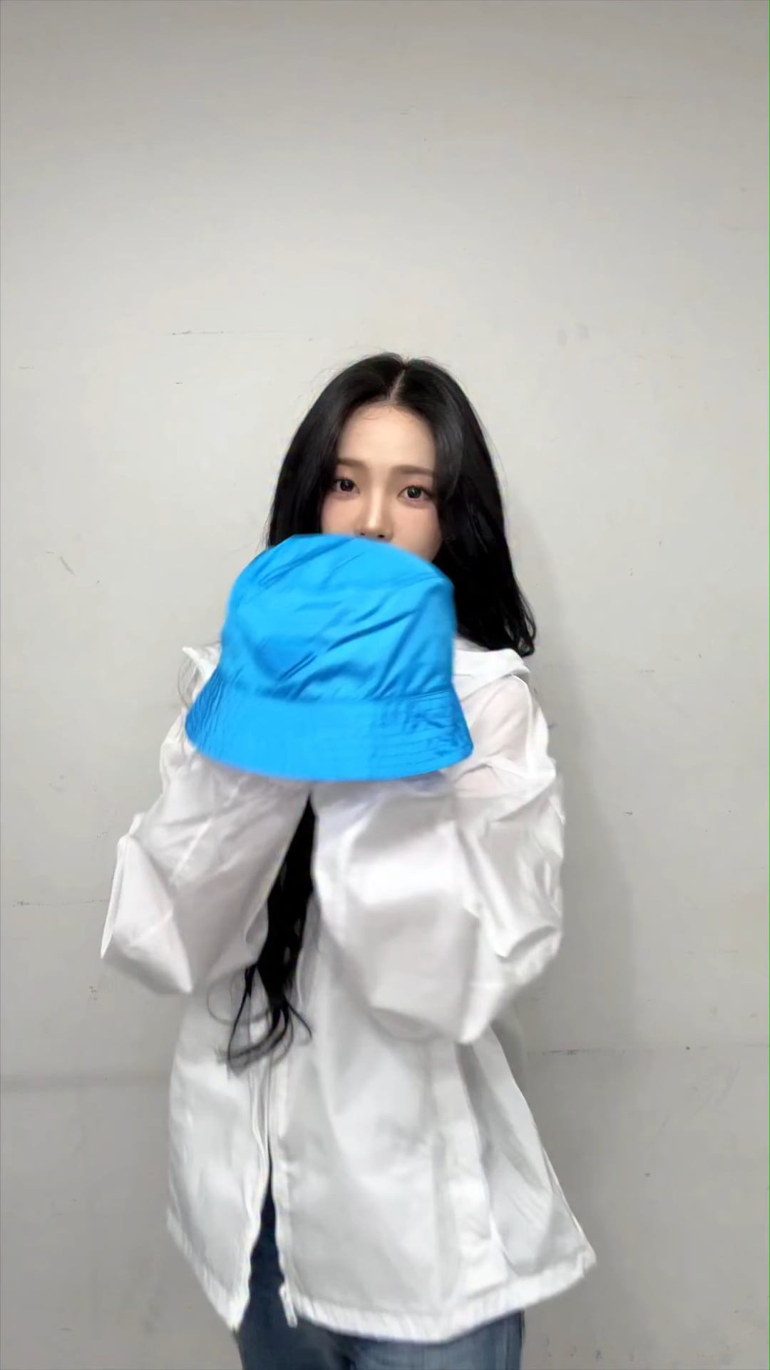 260415 aespa Instagram Reels Update with Karina - fit check ft. Prada Re-Nylon