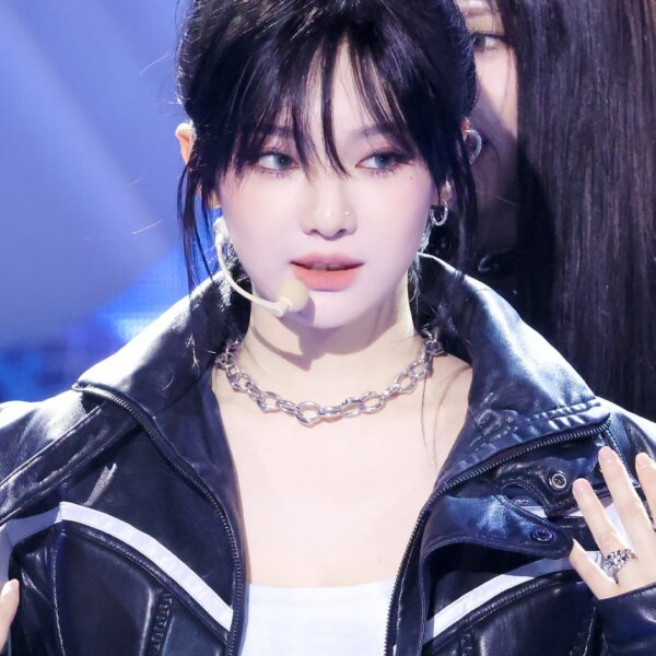 260401 Ningning - MBC April Fool's Day (240601 Music Core 'Armageddon' Behind Pics)