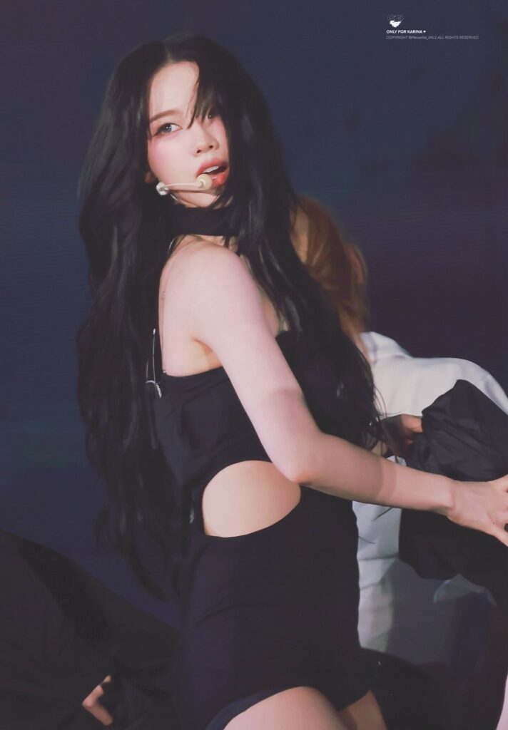 260411 Karina