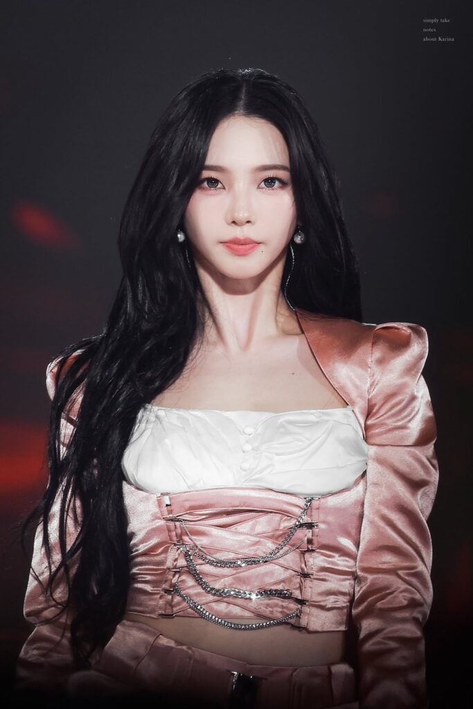 260411 Karina