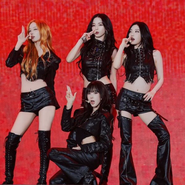 260412 aespa SYNK : aeXIS LINE in Kyocera Dome Osaka (via Modelpress)