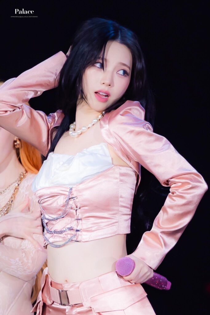 260412 Karina
