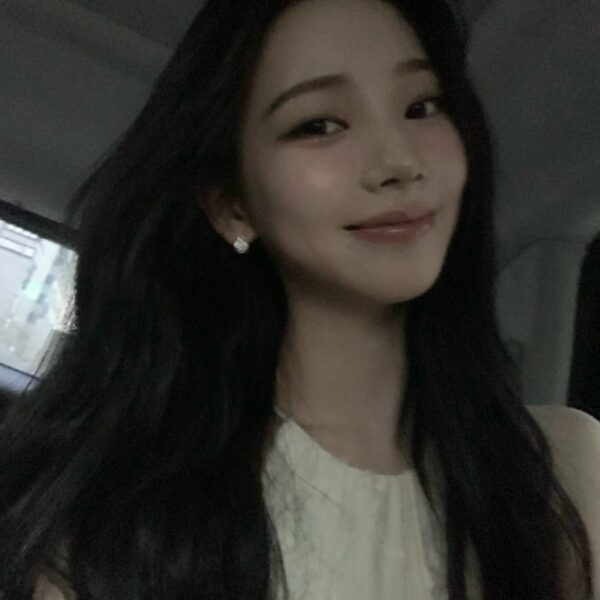 260411 aespa JAPAN Twitter Update with Karina - Happy Birthday KARINA💜