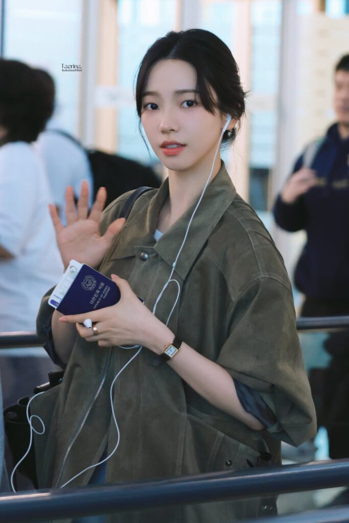 260409 Karina