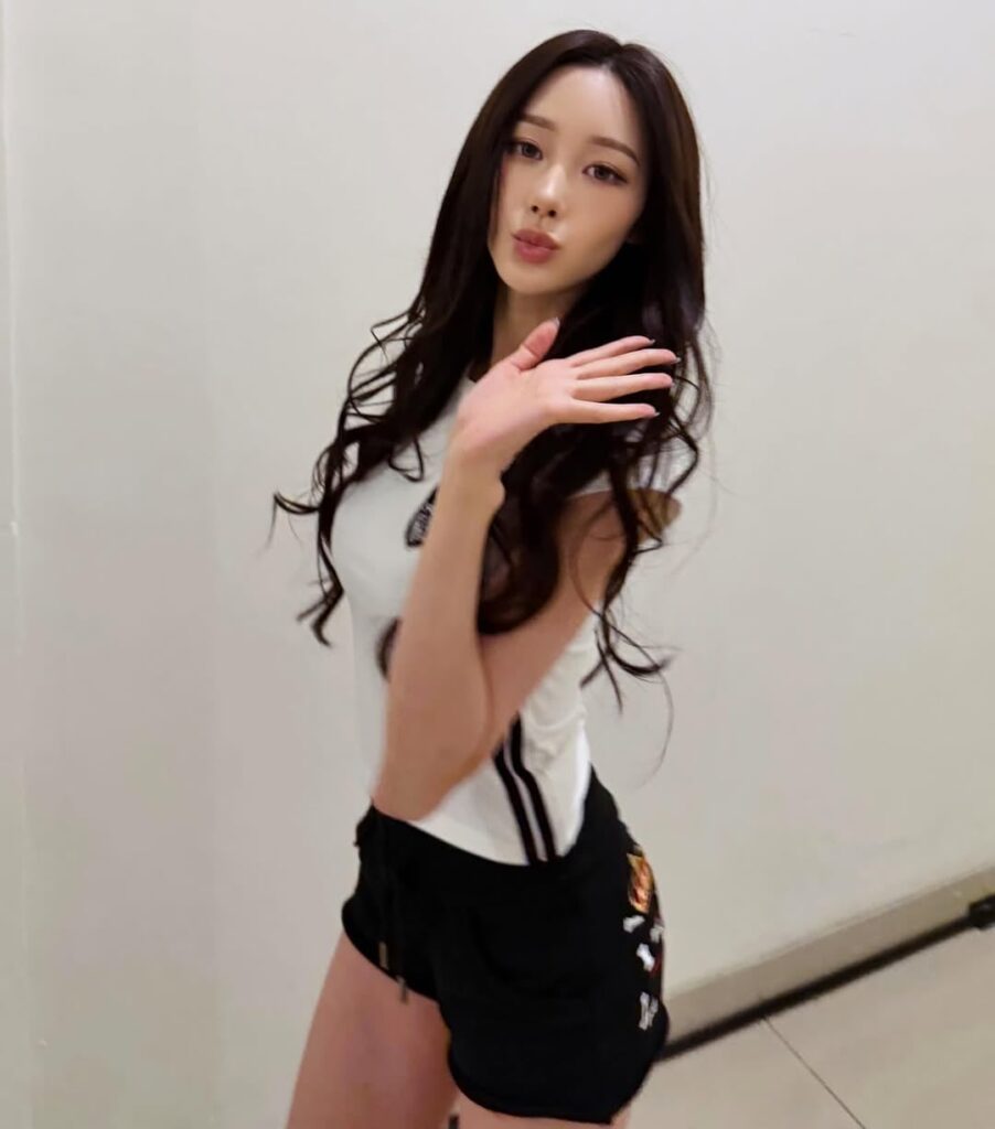260404 Giselle Instagram Update