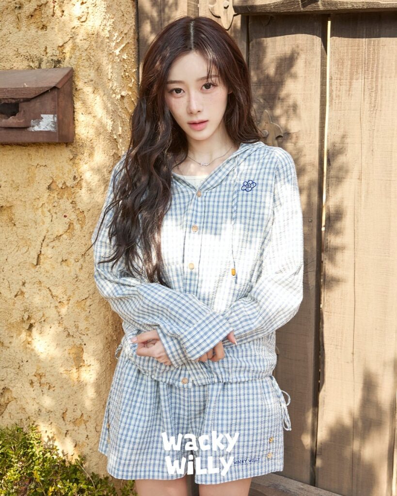 260413 Giselle for Wacky WiLLy S26 Collection