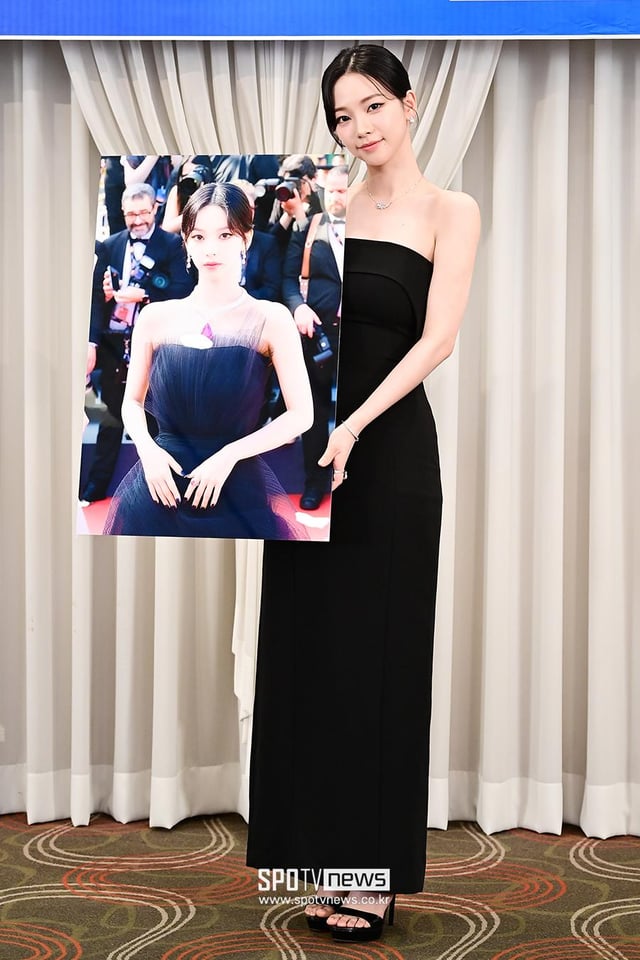 260518 Karina won the "Photogenic of the Year' at KOPA & NIKON Press Photo Awards
