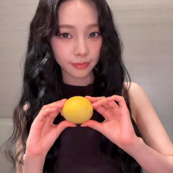 260515 aespa TikTok Update with Karina - MY 🍋