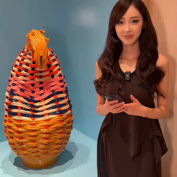 260513 LOEWE TikTok Update with Giselle