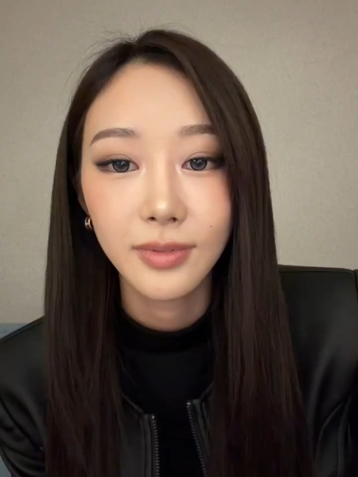 260520 Giselle on the release of the subunit song: "Will the song 'LOLLIPOP' be released? Won't it be released? I feel like it will probably released. Usually the songs we performed at the concert get released, so I think it will though."