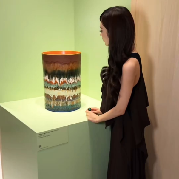 260513 LOEWE TikTok Update with Giselle - Who else’s WiFi stopped working? 🤗