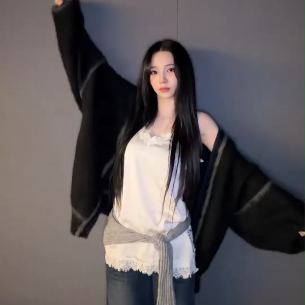 260528 aespa TikTok Update with Karina - dosom’nholic