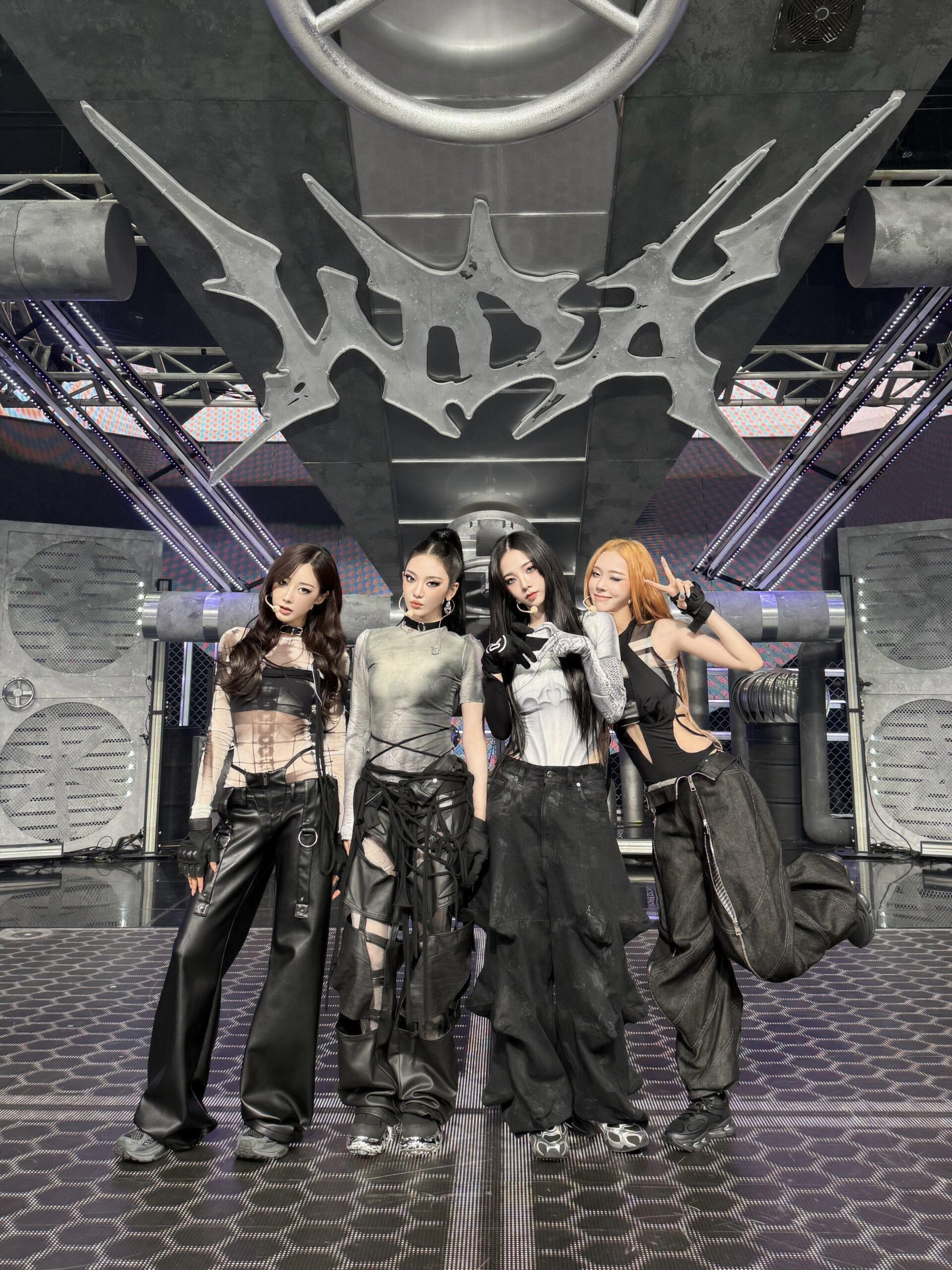 260515 aespa Twitter Update - WDA (Whole Different Animal) at Music Bank
