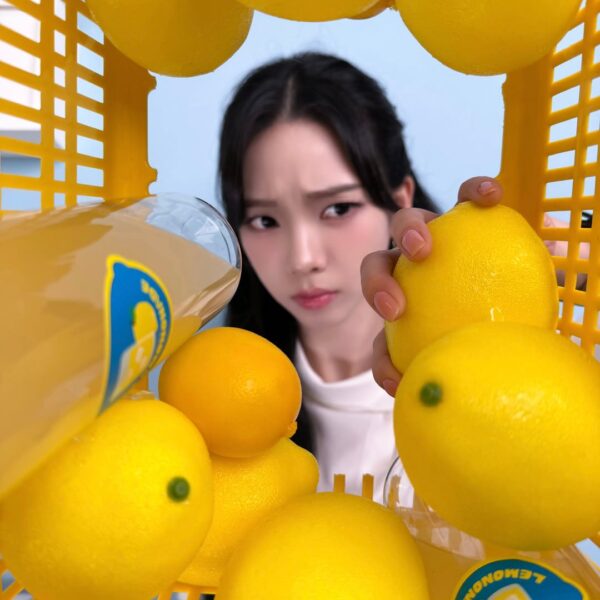 260527 aespa Twitter Update with Karina - feelin fresh