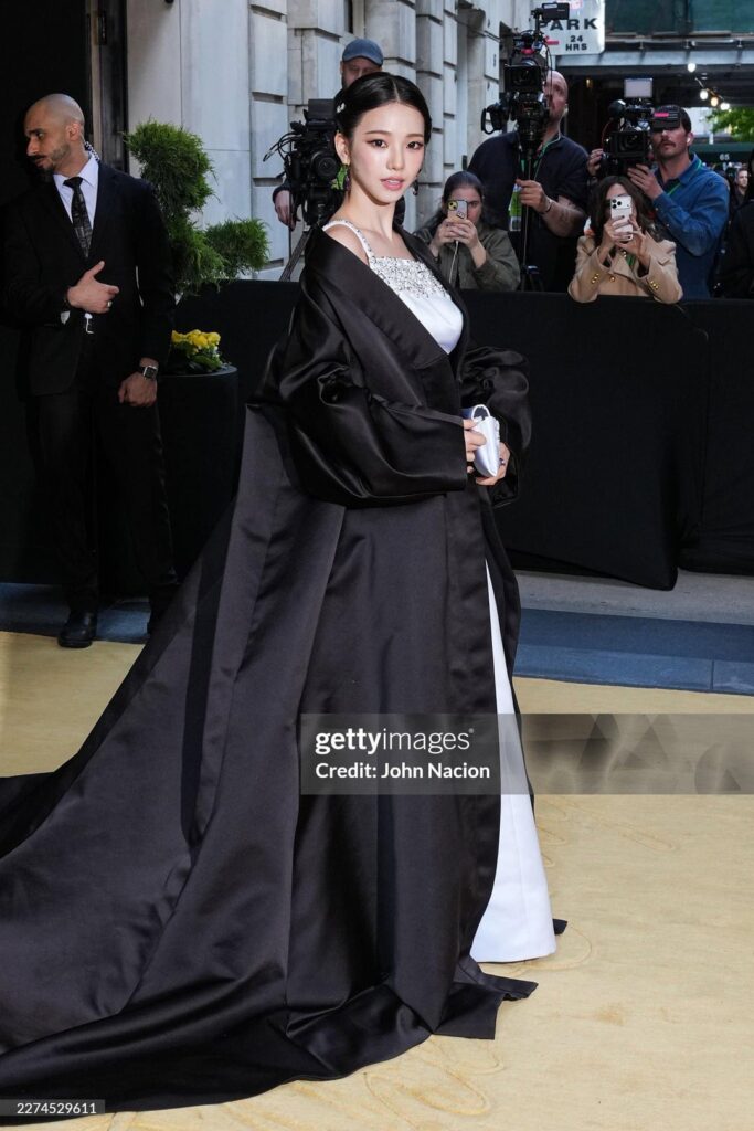 260505 Karina on her way to the 2026 Met Gala (Getty Images)
