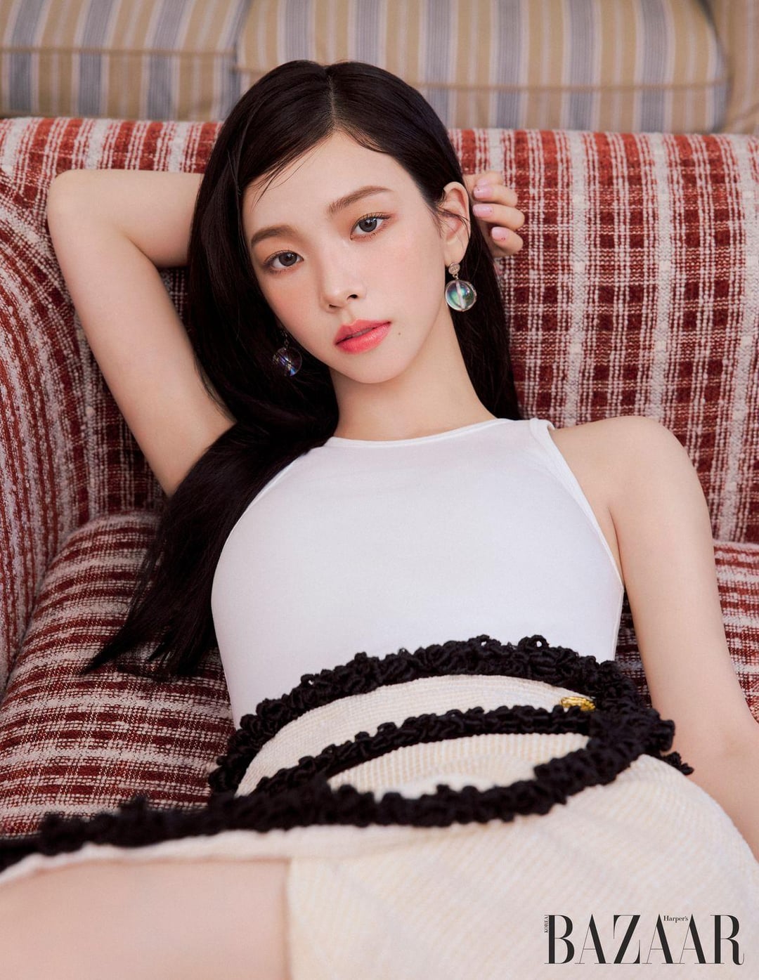 260508 Karina for Harper's BAZAAR Korea x Chanel Beauty (May 2026 Issue Digital Edition - Pictorial #2)