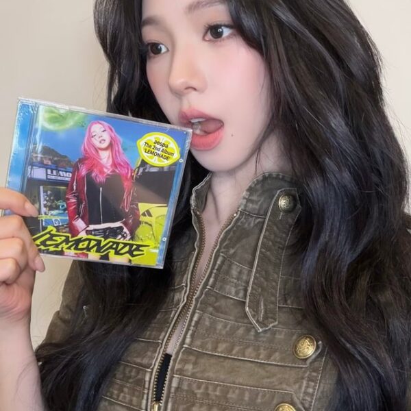 260527 aespa Twitter Update - From the studio to this moment🍋 'LEMONADE' SINGLE CDs AVAILABLE NOW