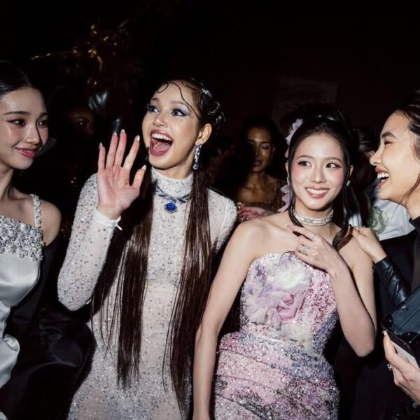 260507 poupayphoto Instagram Update with Karina (with BLACKPINK LISA & JISOO, & Jung Hoyeon)
