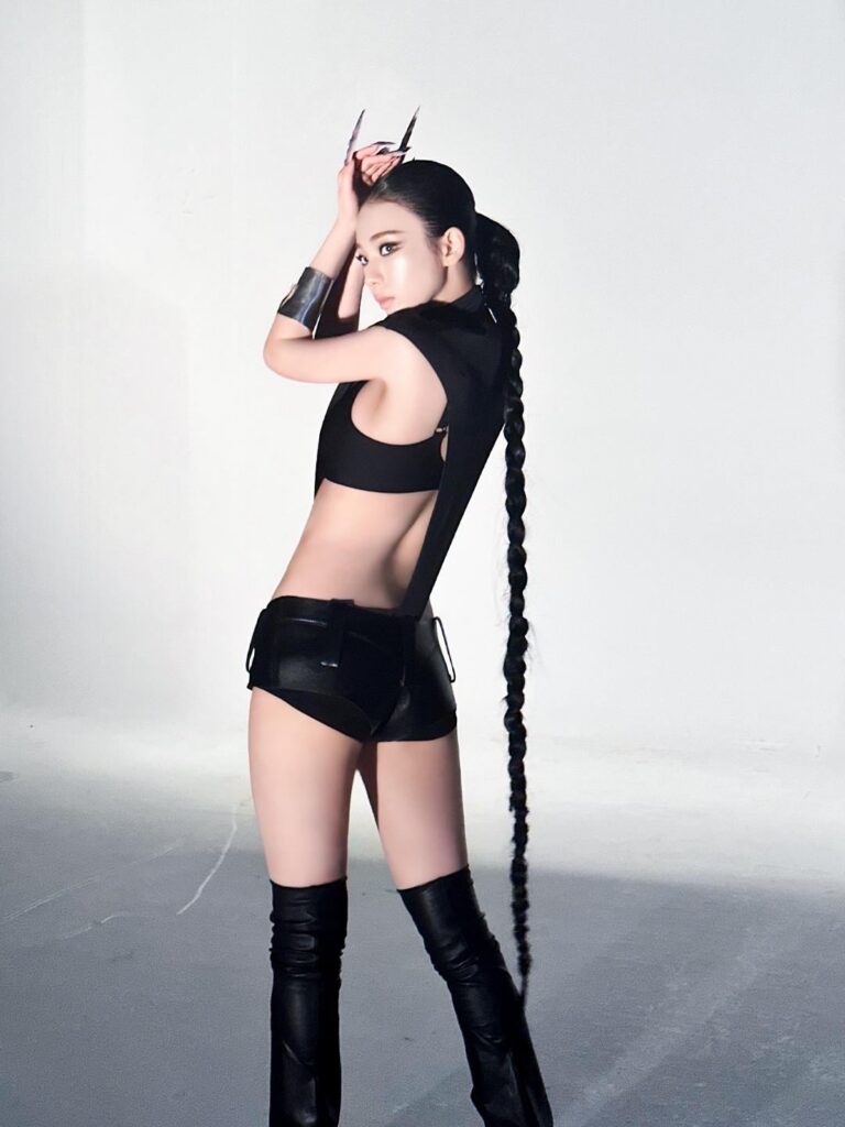 260509 aespa - WDA (Whole Different Animal) (MUTANT - Behind Pics)